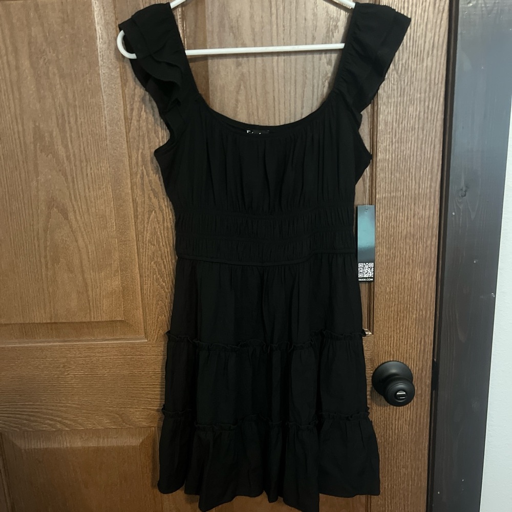 Trixxi Black Sleeveless Scoop Neck Mini Dress